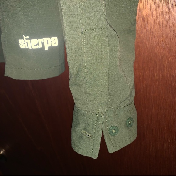 Women’s M SHERPA ADVENTURE GEAR Olive Green Long Sleeve Tab Up Button Shirt EXC - Picture 15 of 16
